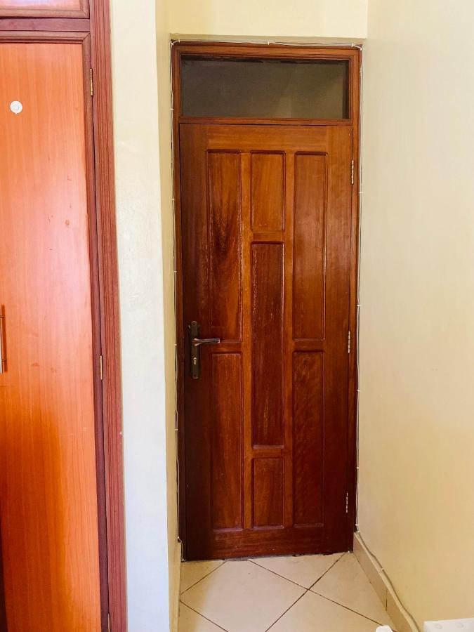 Dala Studio - Beach Road Apartment Mombasa Exterior foto